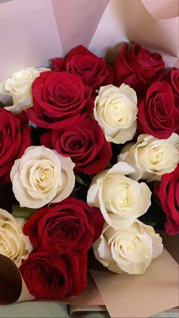 Corporate meeting room with carefully timed floral arrangements that maintain elegance throughout business hours